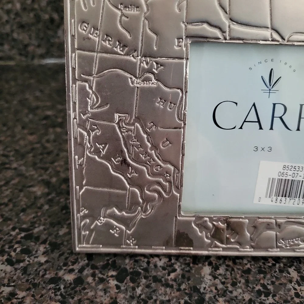Vintage 1998 Carr Silver Tone World Map Compass 3x3 Photo Picture Frame Travel